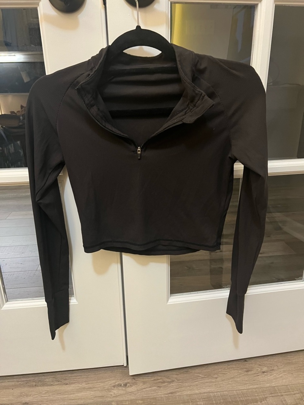 Paragon Fitwear Black Long-Sleeve Zip Crop Top